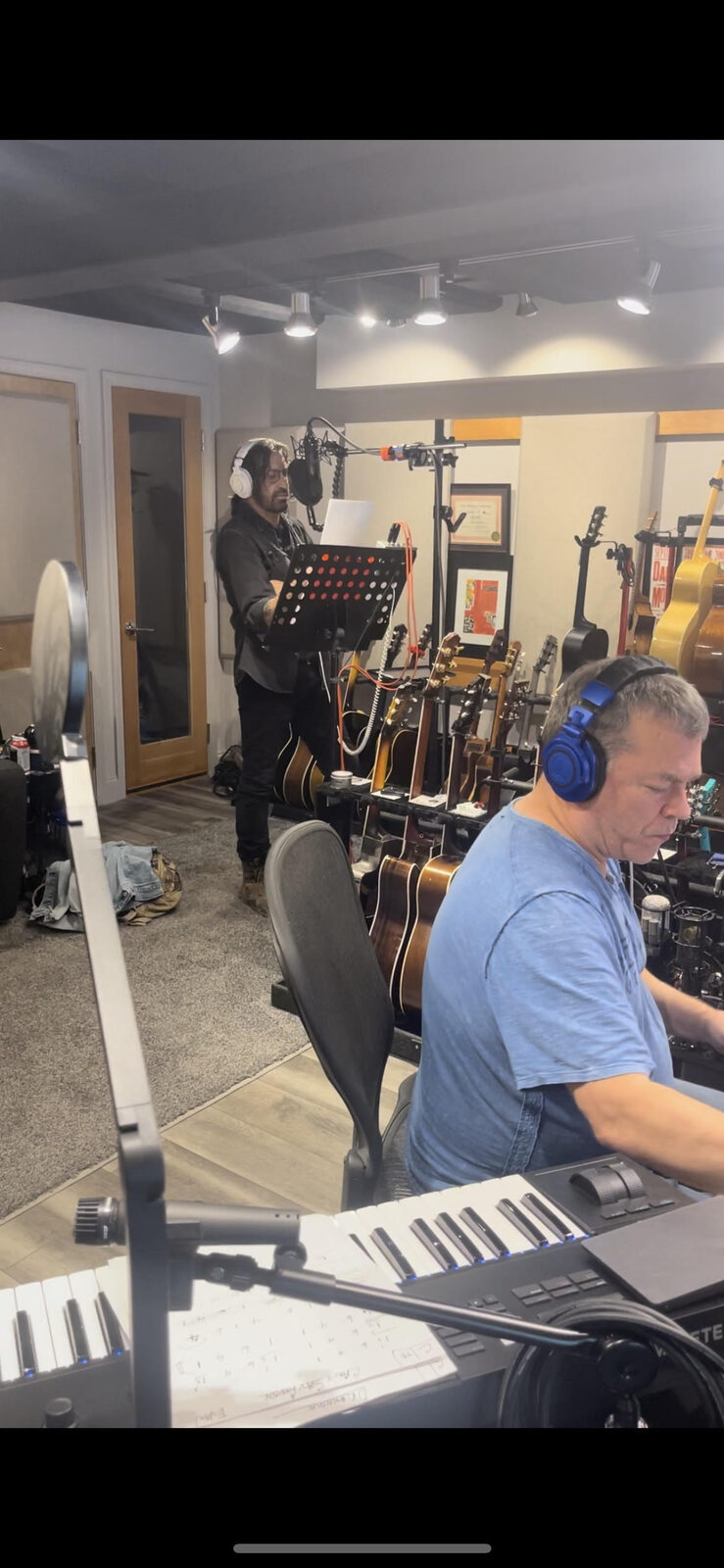 H. Jack Williams performing with another musician